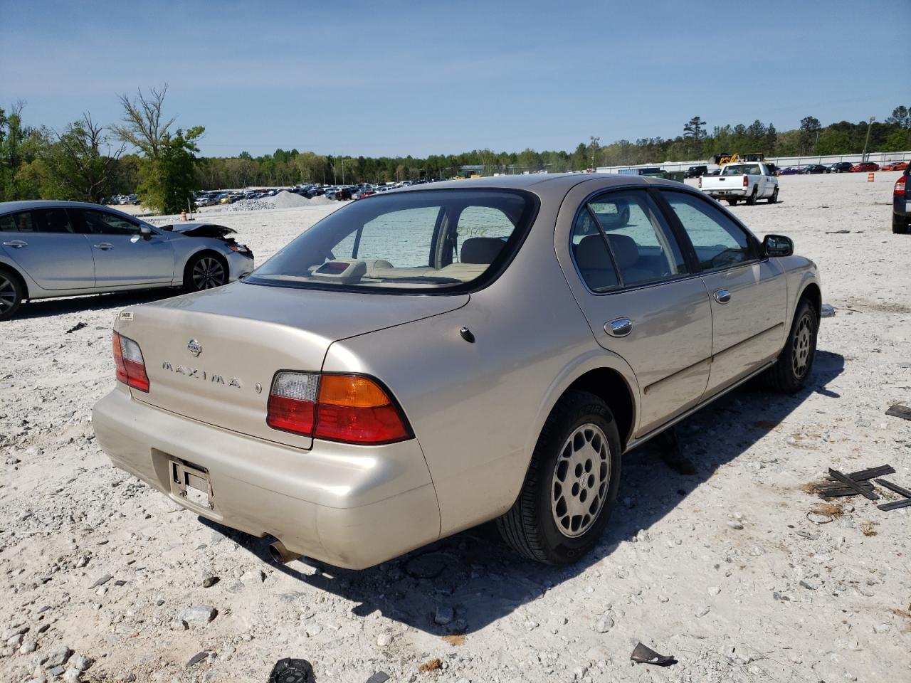 Photo 4 from auction – 1995 NISSAN MAXIMA GLE with VIN JN1CA21D4ST664538
