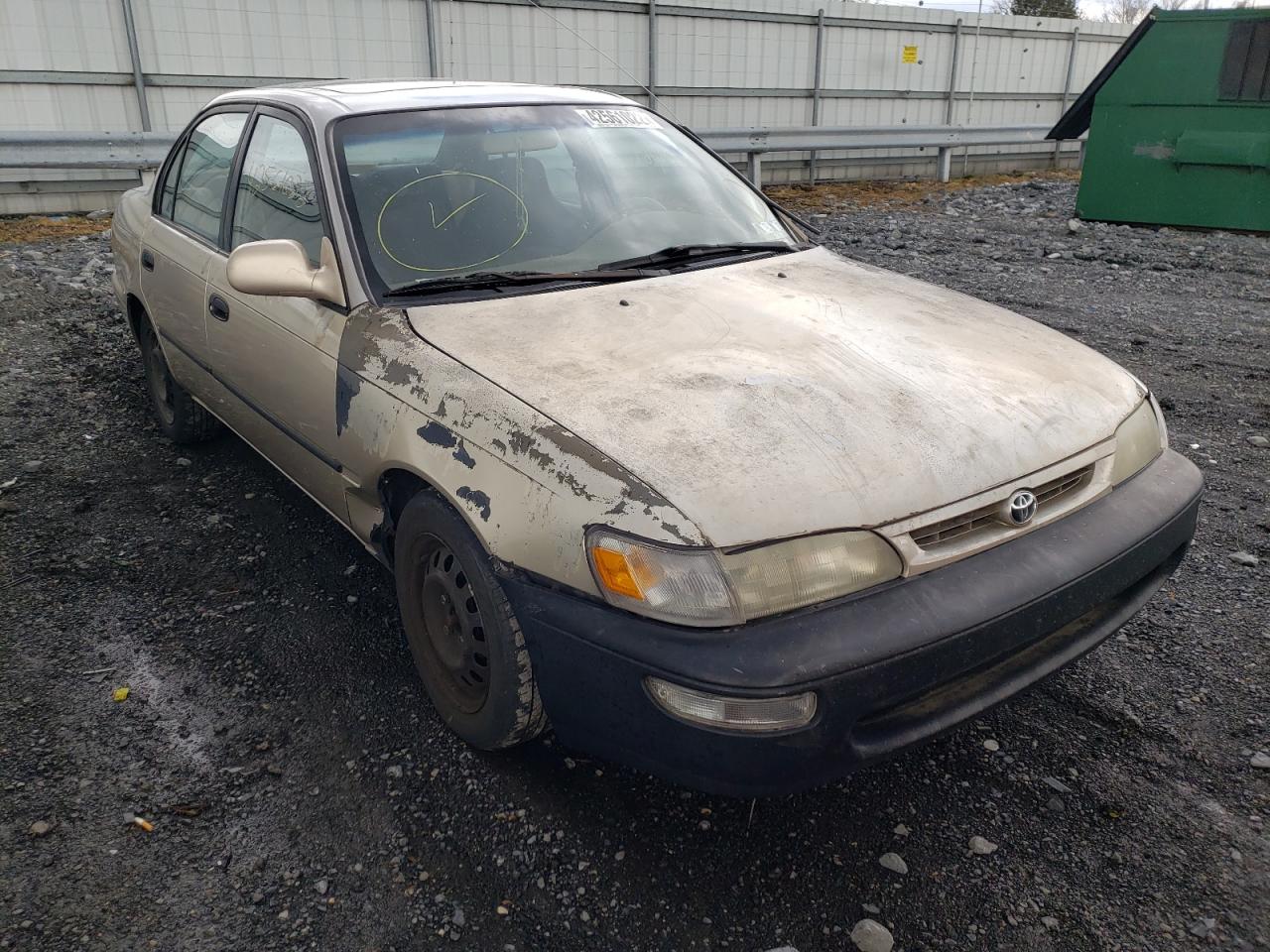 TOYOTA COROLLA DX 1997 with VIN 1NXBB02E4VZ660002 - Photo from auction