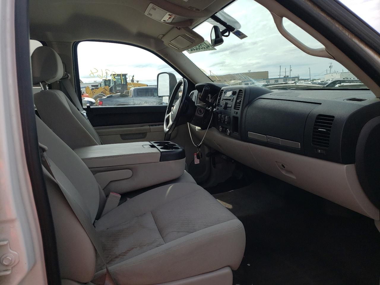 Photo 5 from auction – 2011 CHEVROLET SILVERADO with VIN 1GC1CXCG6BF181067