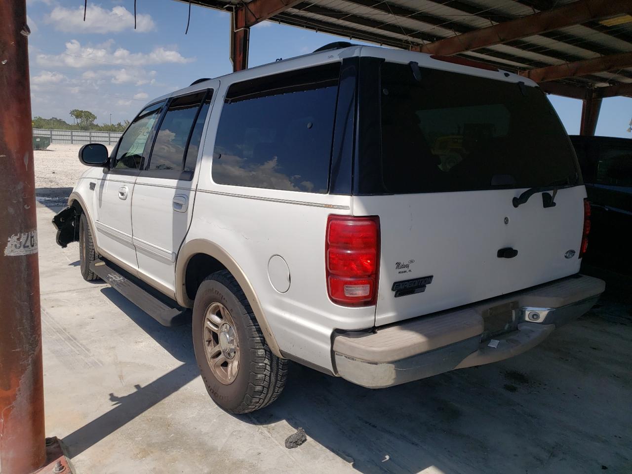 Photo 15 from auction – 1999 FORD EXPEDITION with VIN 1FMRU1768XLB58134