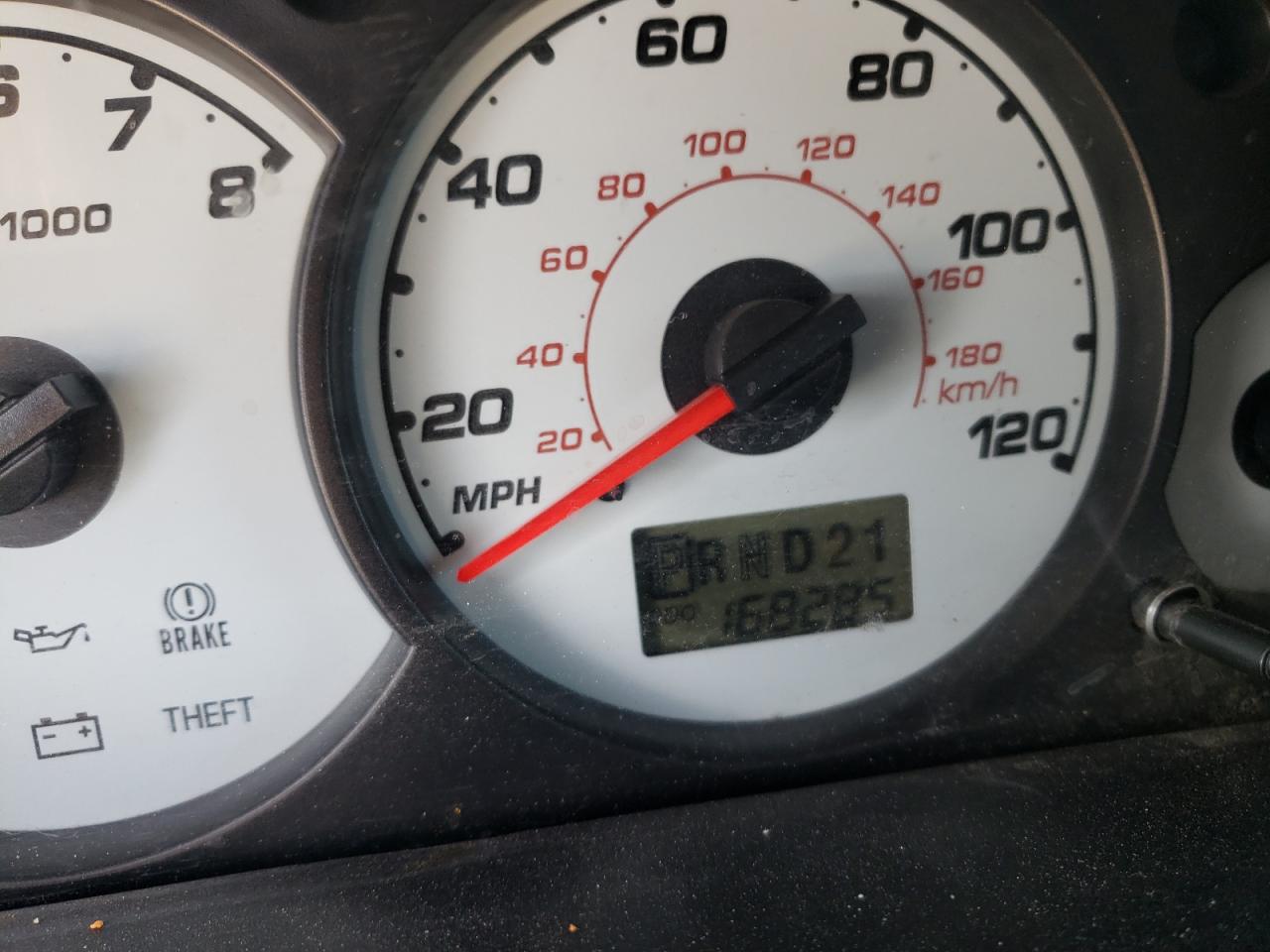 Photo 8 from auction – 2002 FORD ESCAPE XLT with VIN 1FMYU04182KA43417