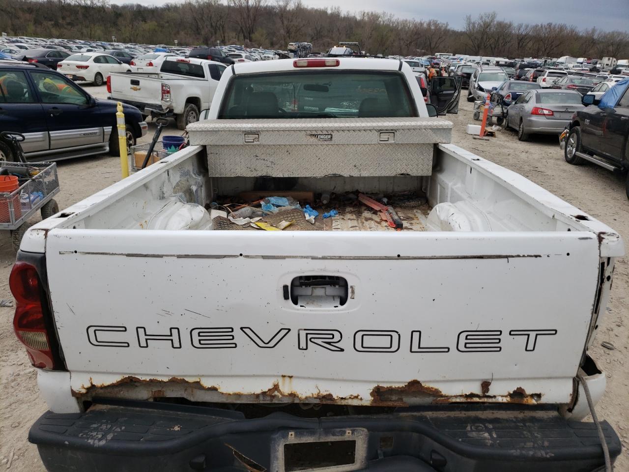 Zdjęcie 6 z aukcji – 2006 CHEVROLET SILVERADO z VIN 1GCHC24U76E103320