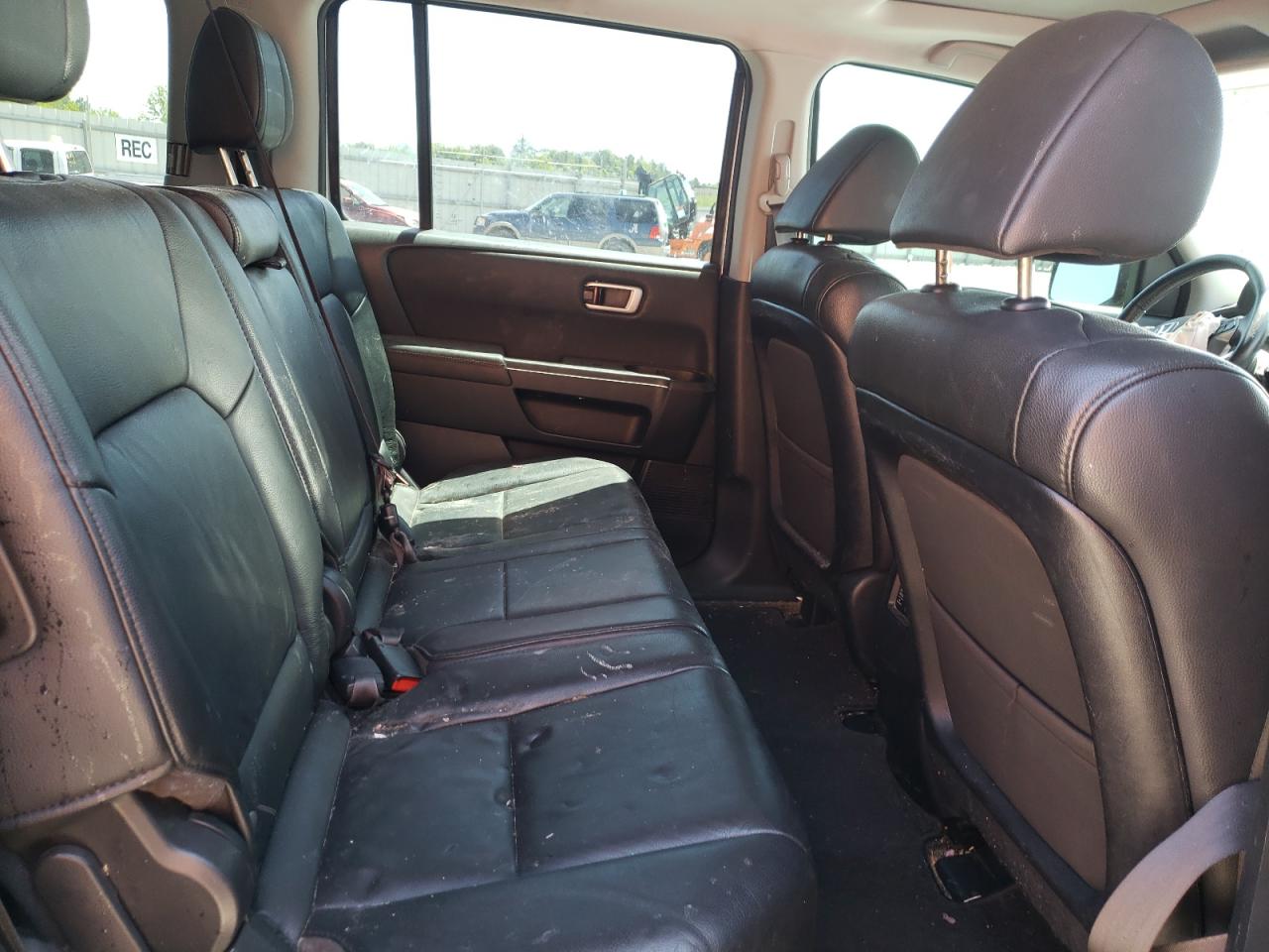 Photo 6 from auction – 2013 HONDA PILOT EXL with VIN 5FNYF3H57DB042014