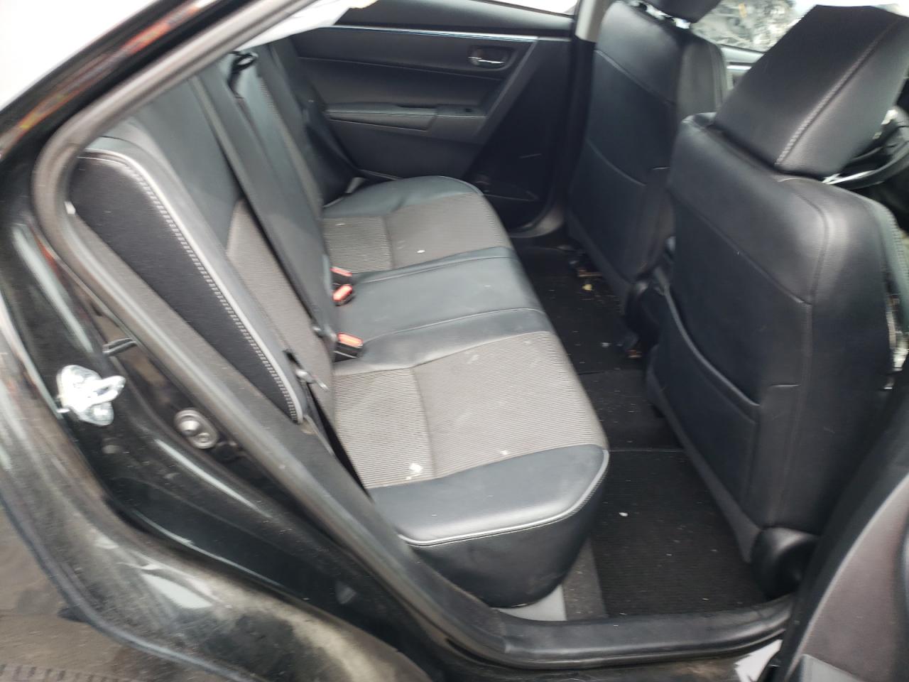 Photo 6 from auction – 2015 TOYOTA COROLLA L with VIN 5YFBURHE8FP346944