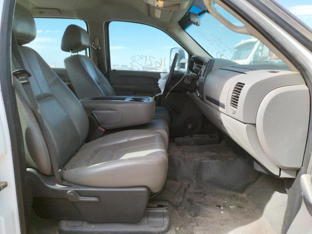 Photo 5 from auction – 2013 GMC SIERRA K25 with VIN 1GT12ZCG1DF231276