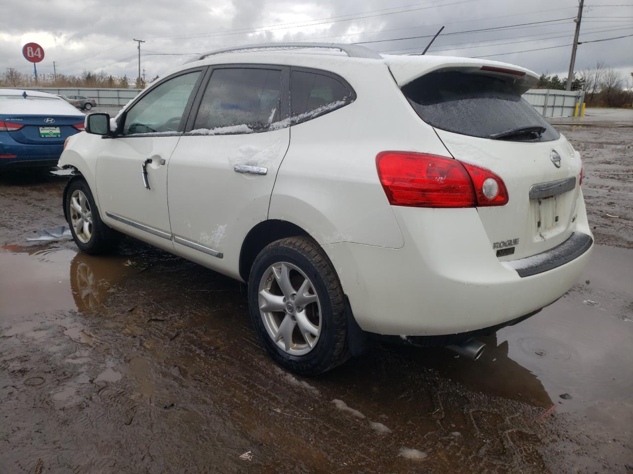 Photo 3 from auction – 2011 NISSAN ROGUE S with VIN JN8AS5MV1BW310146