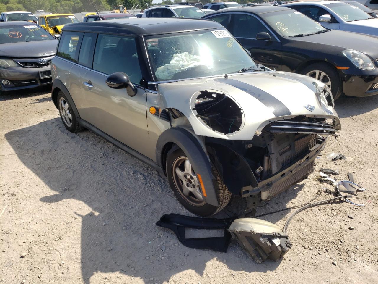 MINI COOPER CLU 2009 with VIN WMWML335X9TN69173 - Photo from auction