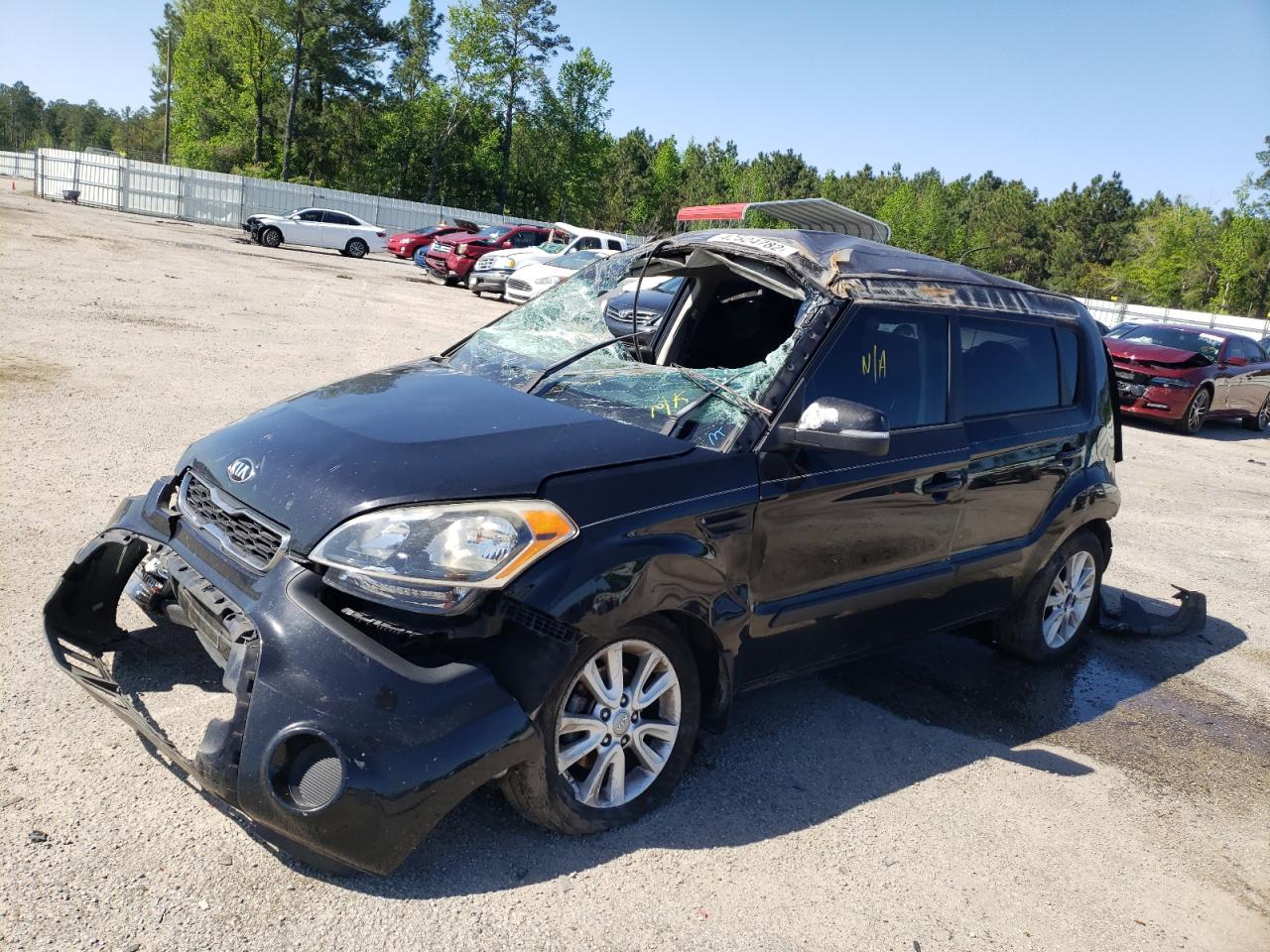 Foto 2 de la subasta – 2013 KIA SOUL + con VIN KNDJT2A62D7618508