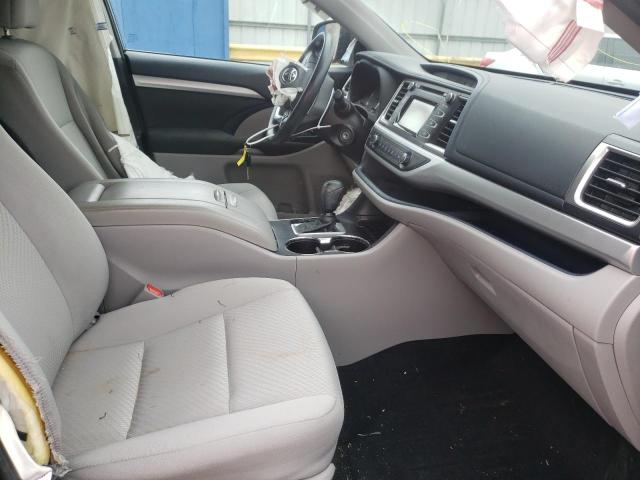 Photo 5 from auction – 2017 TOYOTA HIGHLANDER with VIN 5TDZZRFH0HS230256