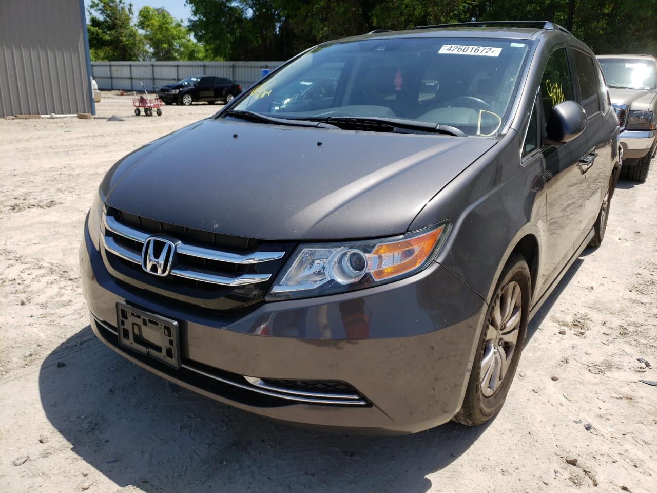 Photo 2 from auction – 2015 HONDA ODYSSEY EX with VIN 5FNRL5H63FB025960