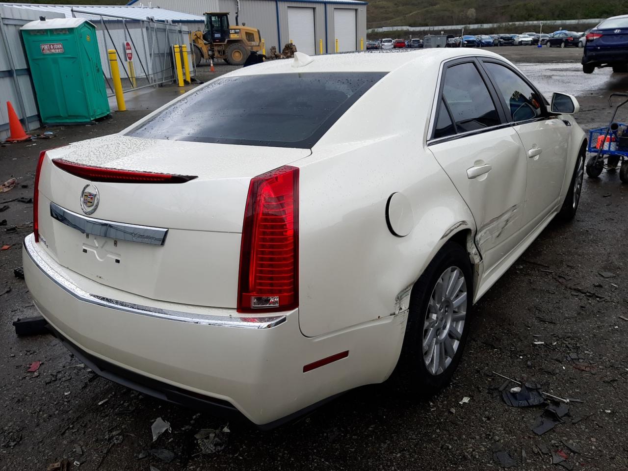 Photo 4 from auction – 2011 CADILLAC CTS LUXURY with VIN 1G6DG5EY5B0101629
