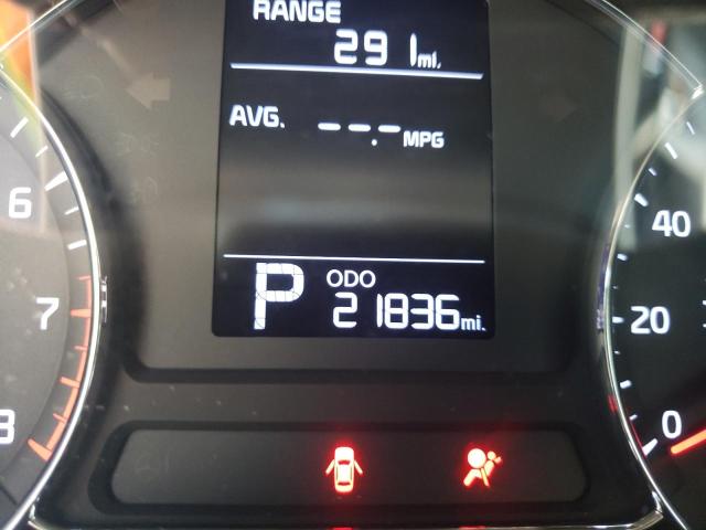 Photo 8 from auction – 2016 KIA FORTE LX with VIN KNAFX4A62G5567546