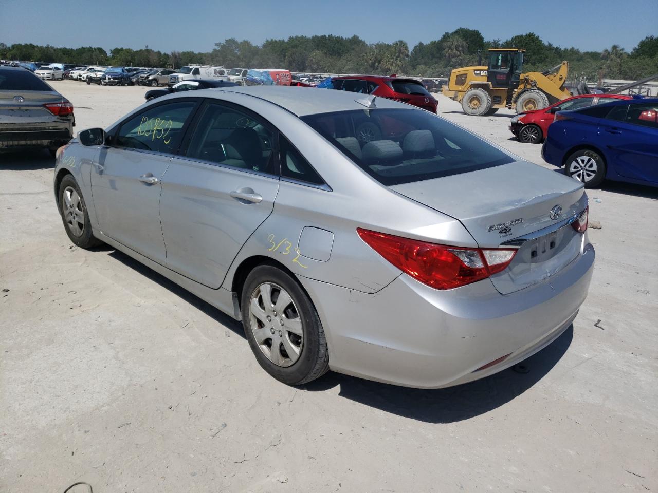 Photo 3 from auction – 2011 HYUNDAI SONATA GLS with VIN 5NPEB4AC7BH210262