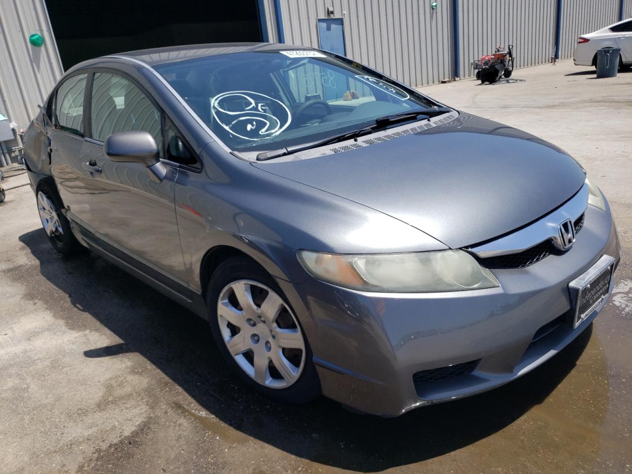 HONDA CIVIC LX 2011 with VIN 19XFA1F58BE002167 - Photo from auction