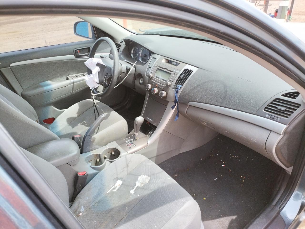 Photo 5 from auction – 2010 HYUNDAI SONATA GLS with VIN 5NPET4AC5AH596563
