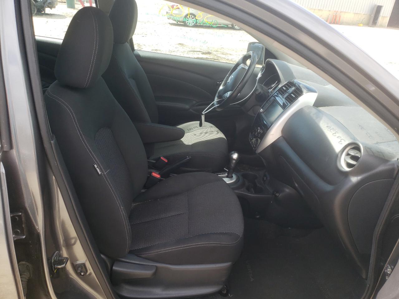 Photo 5 from auction – 2019 NISSAN VERSA S with VIN 3N1CN7AP5KL826175