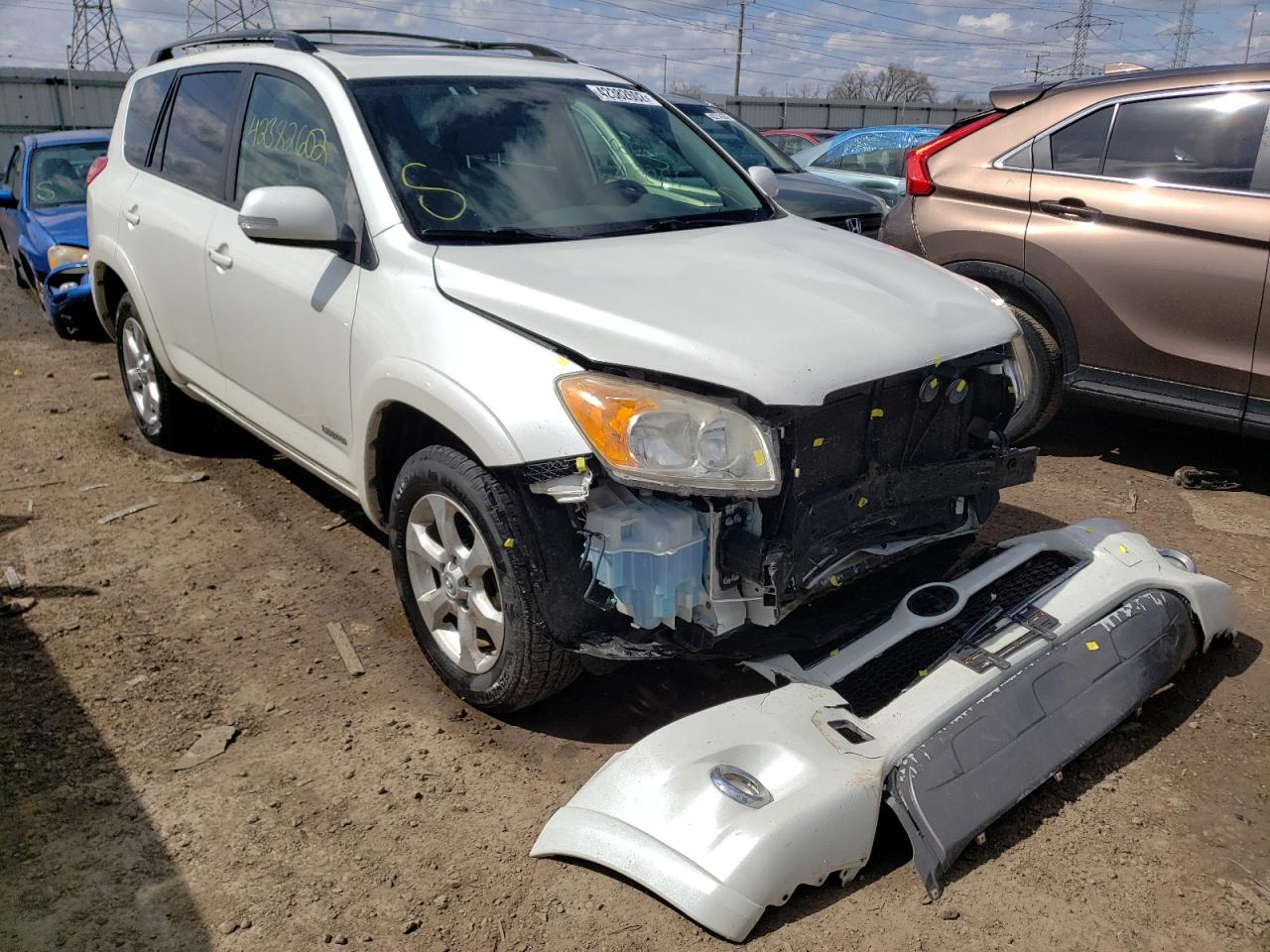 TOYOTA RAV4 LIMIT 2010 with VIN JTMDF4DV1A5030531 - Photo from auction