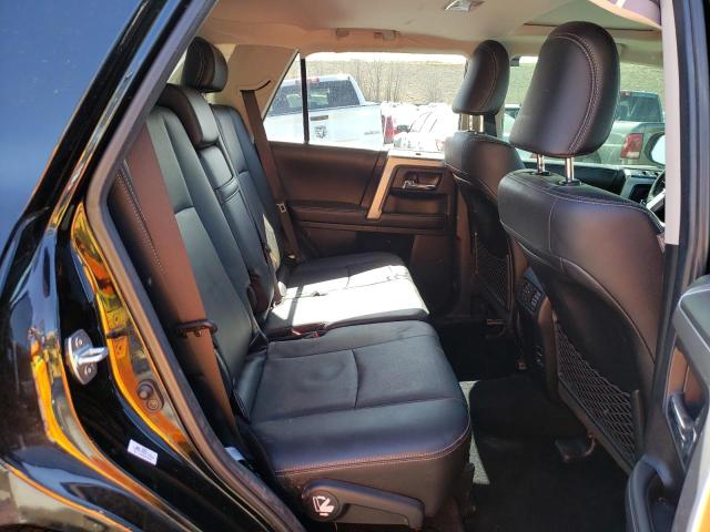 Photo 6 from auction – 2018 TOYOTA 4RUNNER SR with VIN JTEBU5JRXJ5503574