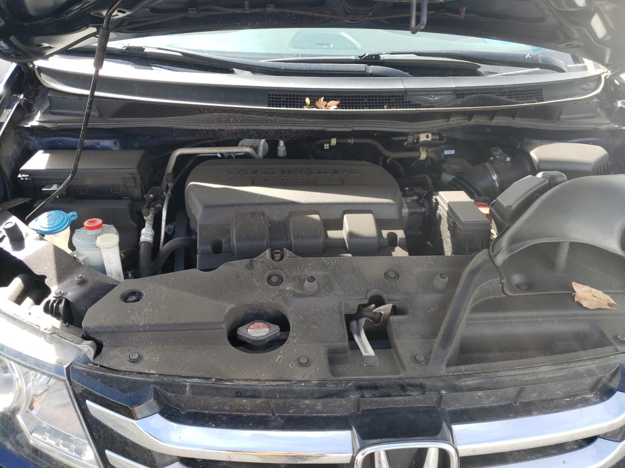 Photo 7 from auction – 2015 HONDA ODYSSEY EX with VIN 5FNRL5H47FB074223