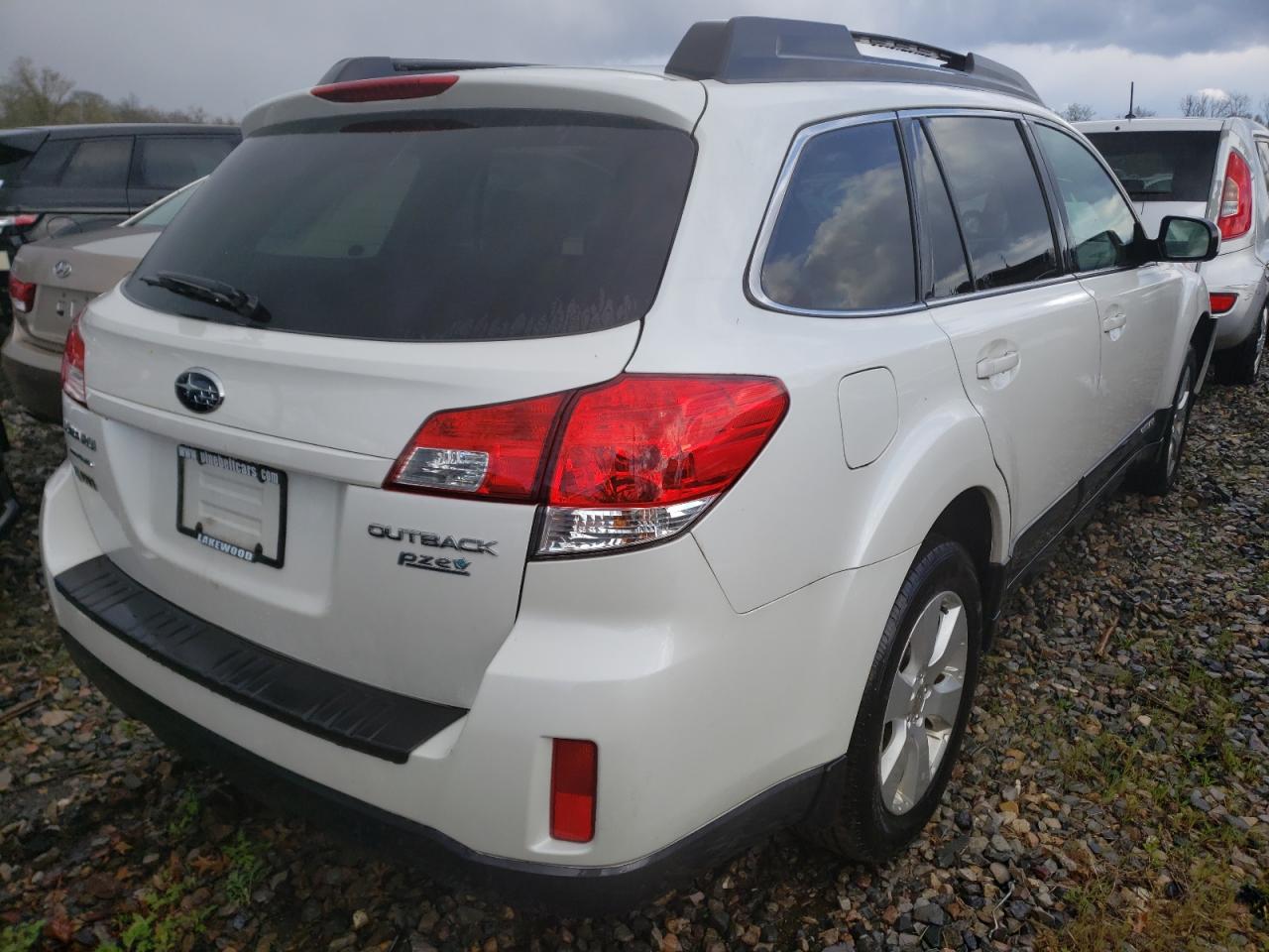 Photo 4 from auction – 2010 SUBARU OUTBACK 2. with VIN 4S4BRBKC0A3354534