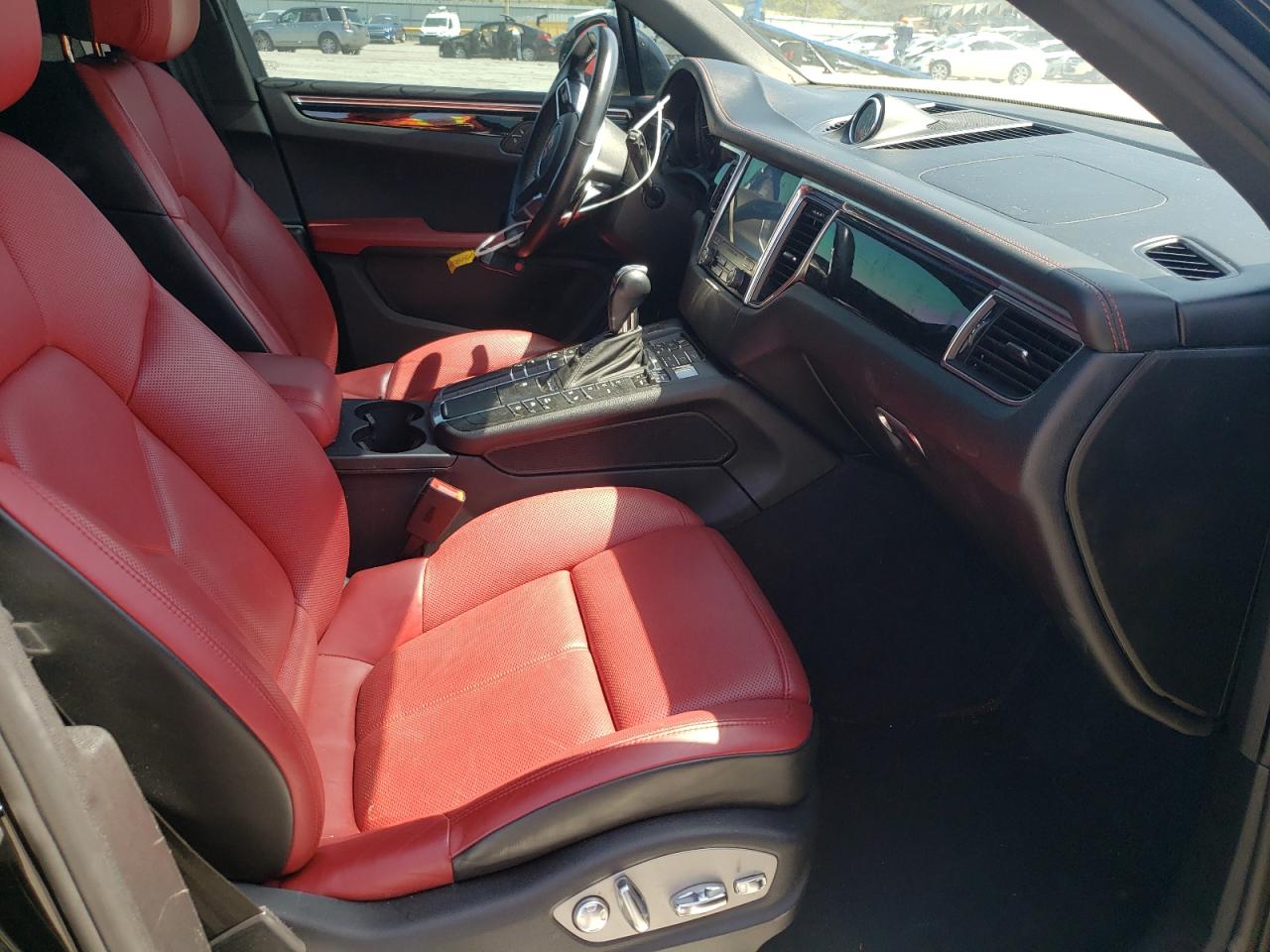 Foto 5 de la subasta – 2018 PORSCHE MACAN S con VIN WP1AB2A5XJLB32167