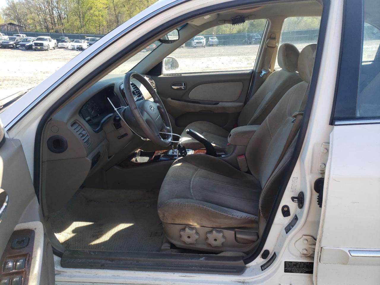 Photo 5 from auction – 2005 HYUNDAI SONATA GLS with VIN KMHWF35H25A160385
