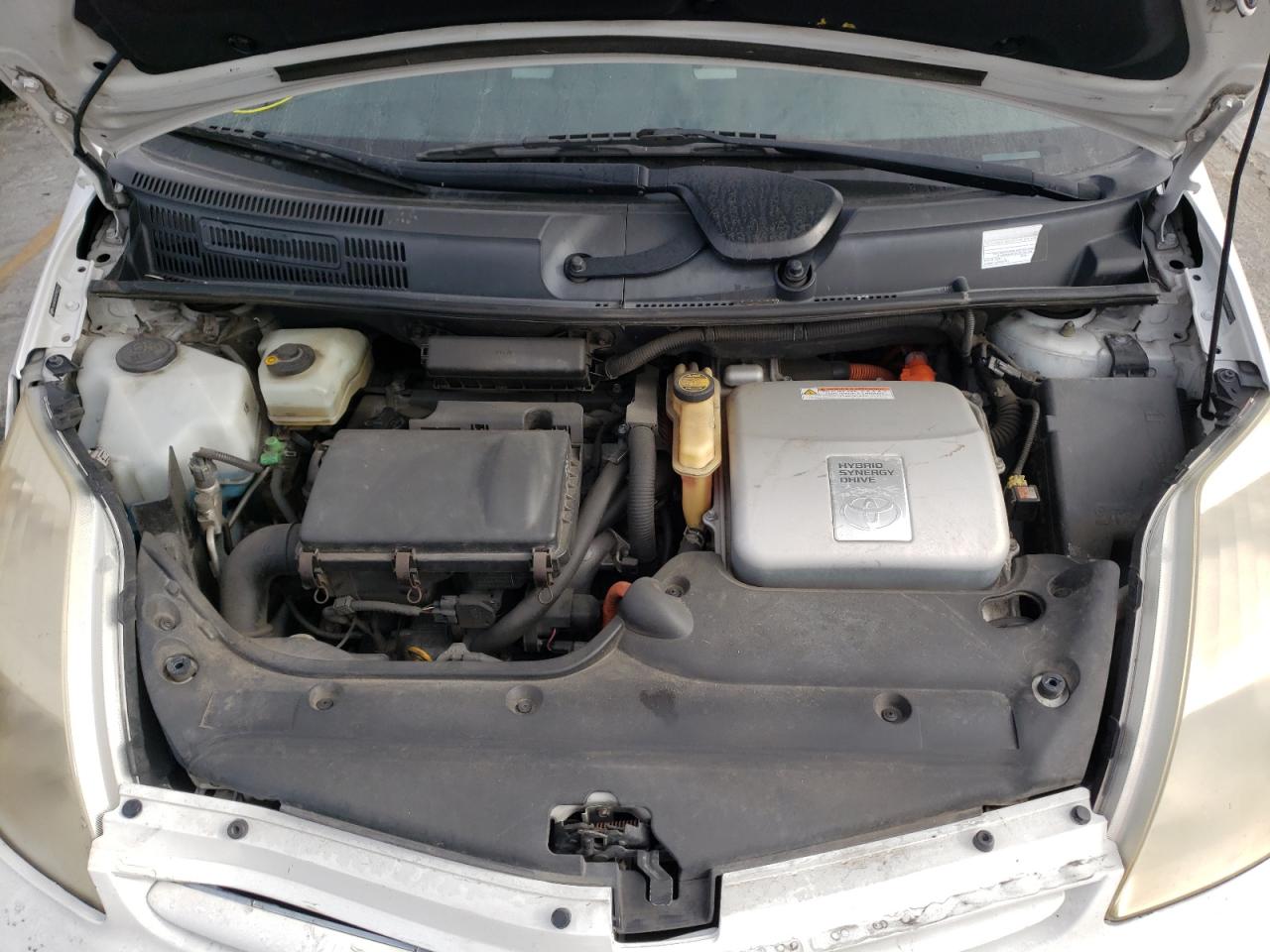 Photo 7 from auction – 2005 TOYOTA PRIUS with VIN JTDKB20U953002157