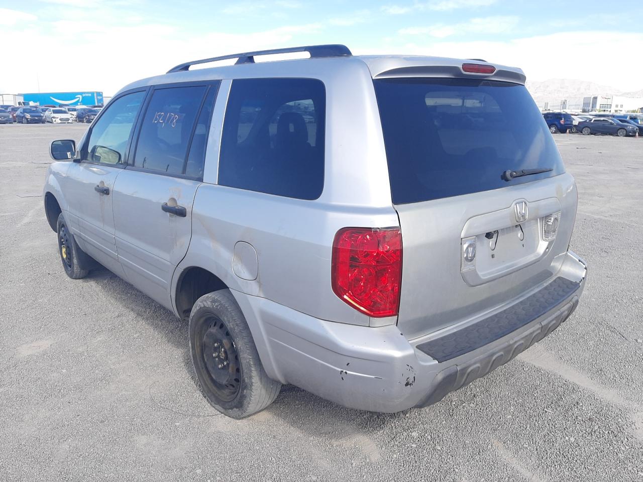 Photo 3 from auction – 2005 HONDA PILOT EXL with VIN 2HKYF18685H506041