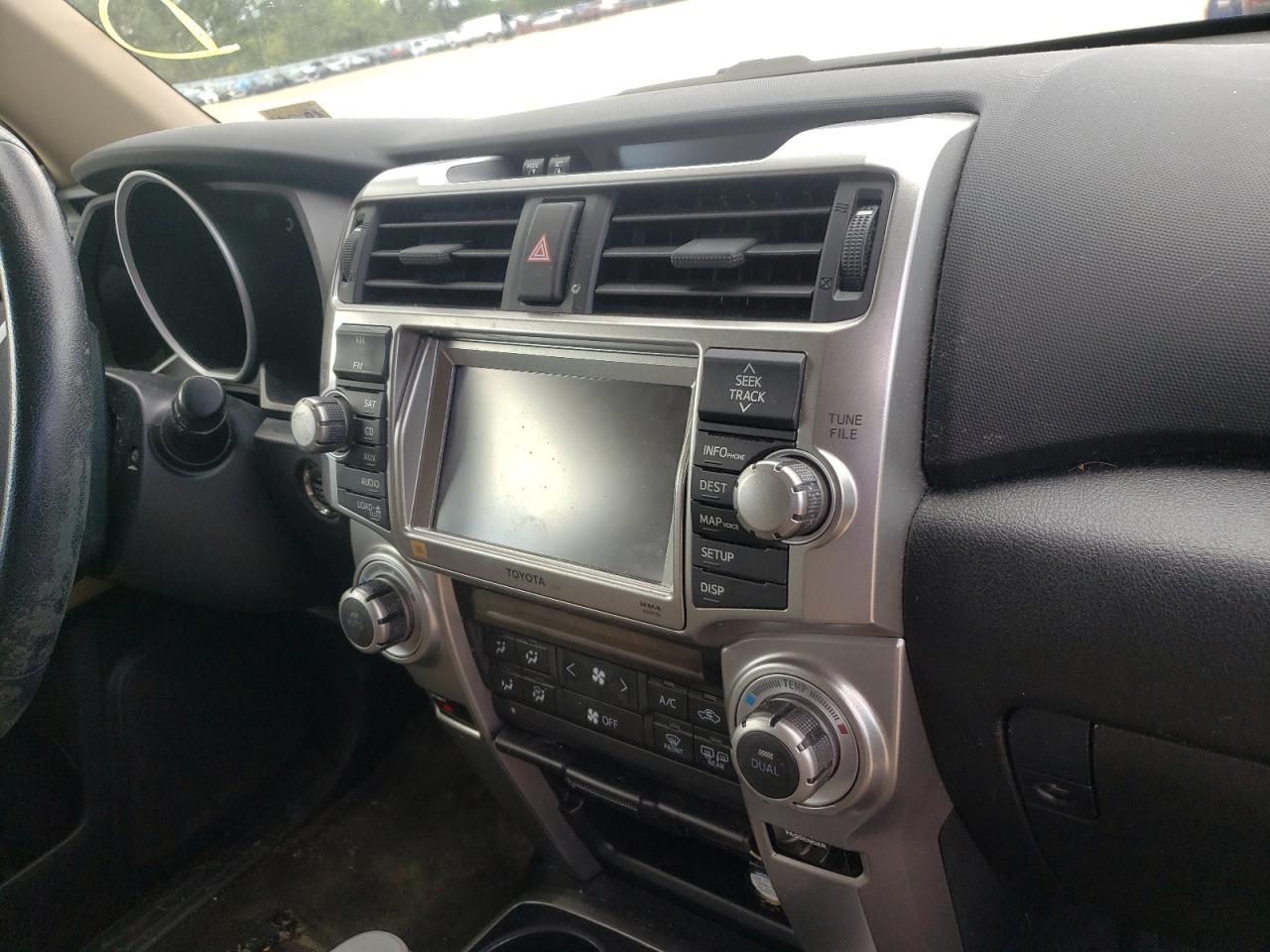 Photo 9 from auction – 2011 TOYOTA 4RUNNER SR with VIN JTEBU5JR2B5074674