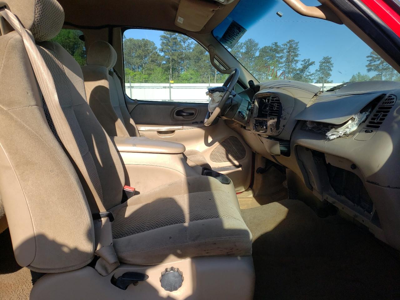 Photo 5 from auction – 2001 FORD F150 with VIN 1FTRX17L31NB53338