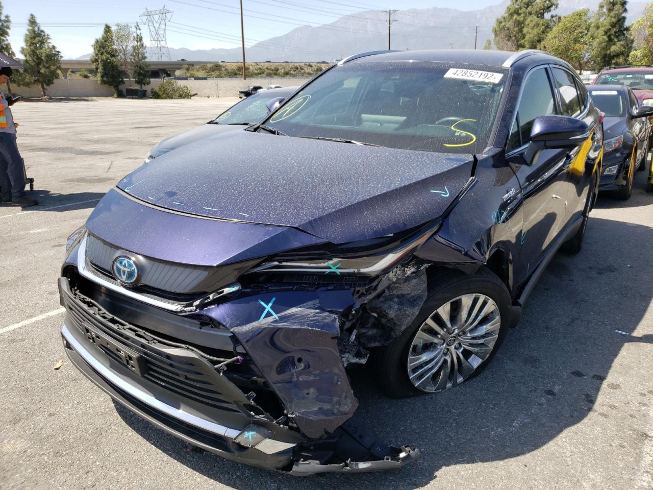 Photo 2 from auction – 2021 TOYOTA VENZA LE with VIN JTEAAAAH5MJ002754
