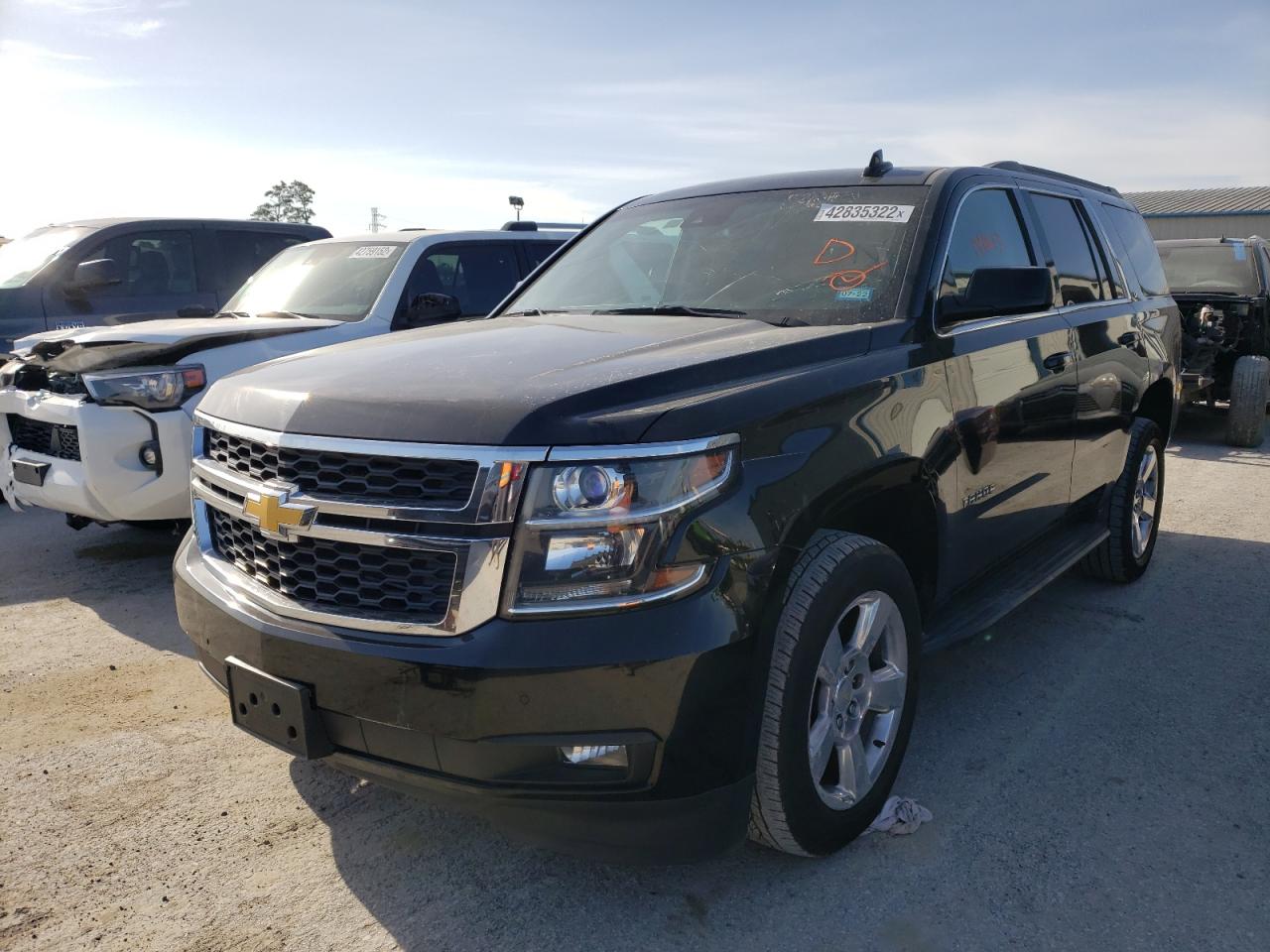Photo 2 from auction – 2015 CHEVROLET TAHOE C150 with VIN 1GNSCBKC2FR734055