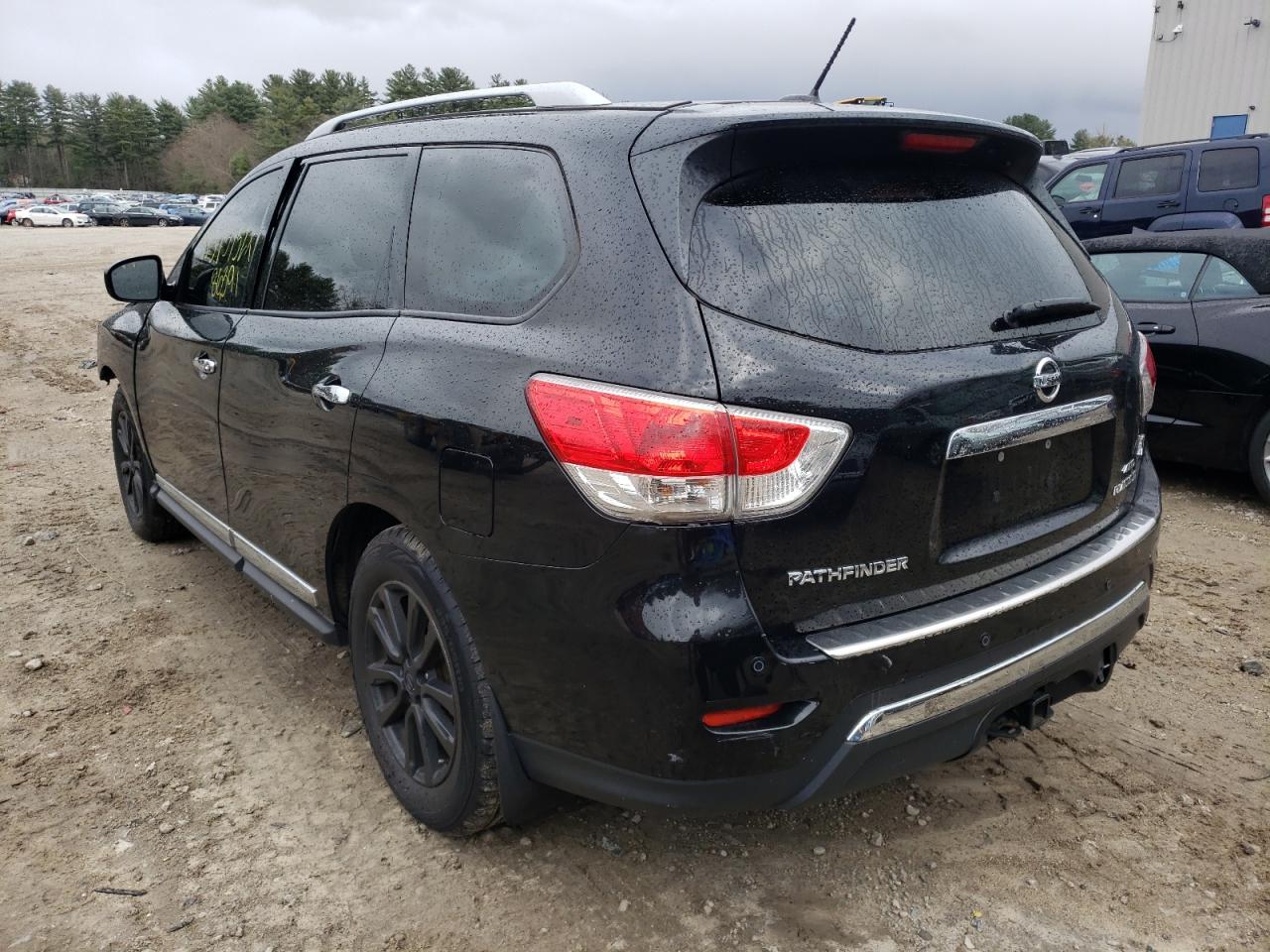 Photo 3 from auction – 2016 NISSAN PATHFINDER with VIN 5N1AR2MM8GC622739