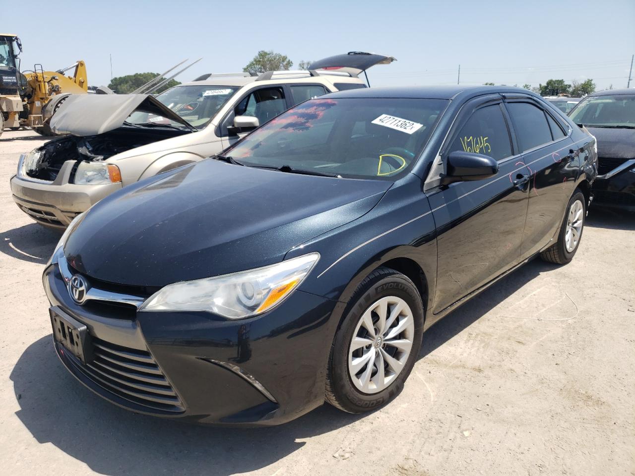 Photo 2 from auction – 2015 TOYOTA CAMRY LE with VIN 4T1BF1FK2FU937418