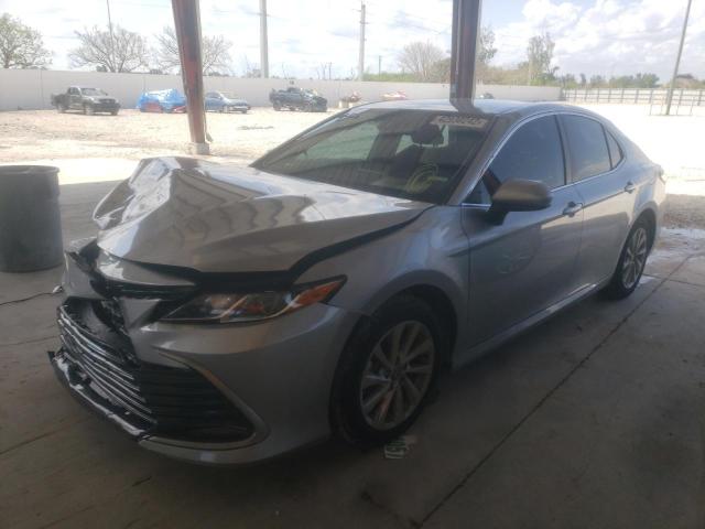 Photo 2 from auction – 2022 TOYOTA CAMRY LE with VIN 4T1C11AK2NU618268