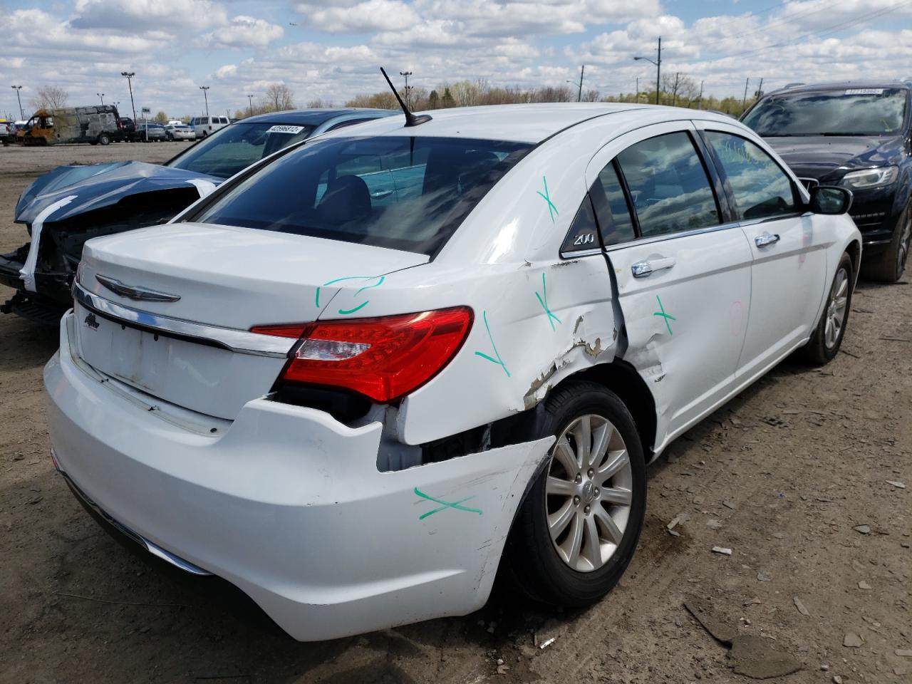 Photo 4 from auction – 2013 CHRYSLER 200 TOURIN with VIN 1C3CCBBB3DN503579