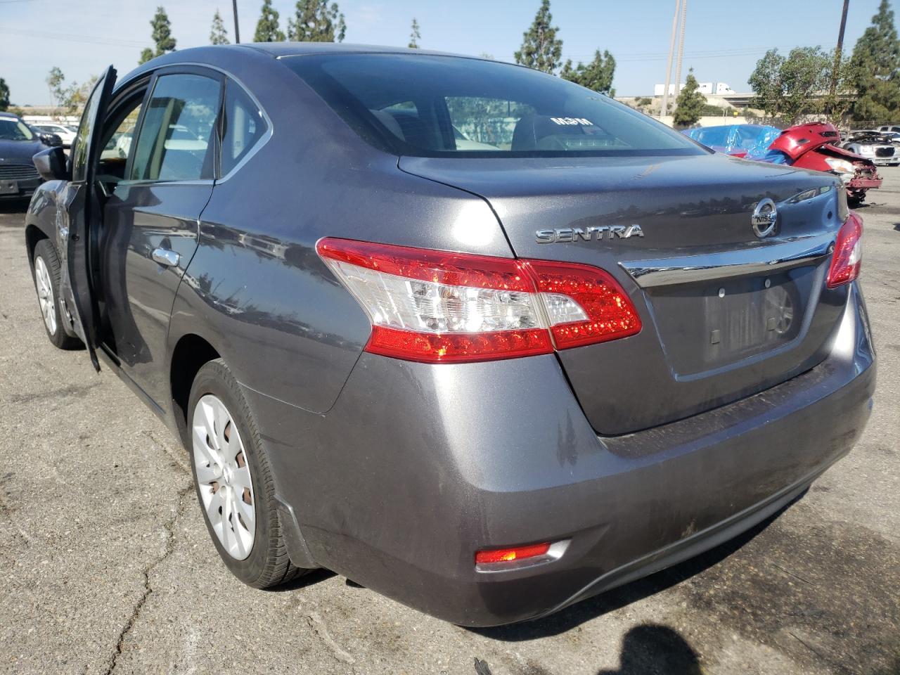 Photo 3 from auction – 2015 NISSAN SENTRA S with VIN 3N1AB7AP2FY358754