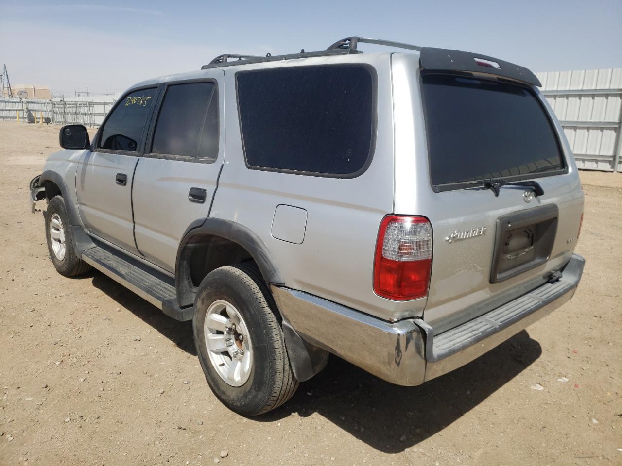 Photo 3 from auction – 2000 TOYOTA 4RUNNER with VIN JT3GM84R2Y0064079