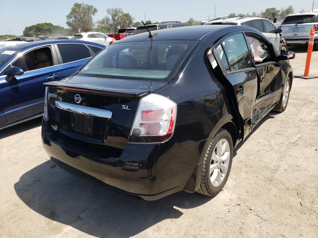 Photo 4 from auction – 2011 NISSAN SENTRA 2.0 with VIN 3N1AB6AP1BL691951
