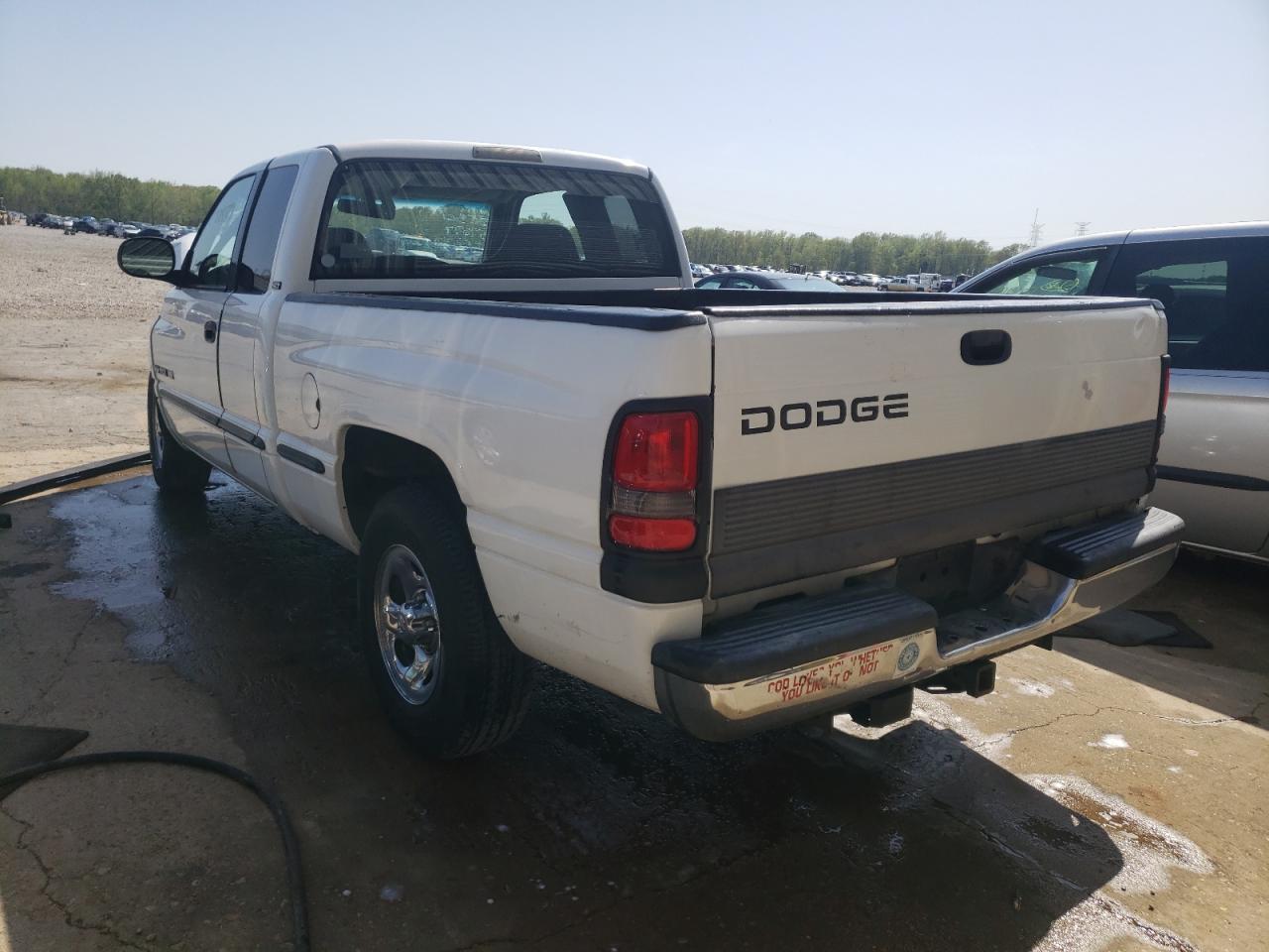 Photo 3 from auction – 1999 DODGE RAM 1500 with VIN 3B7HC13Z9XM562206