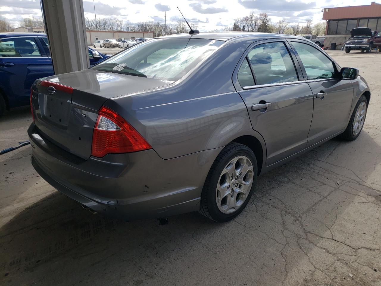 Photo 4 from auction – 2010 FORD FUSION SE with VIN 3FAHP0HA0AR241978