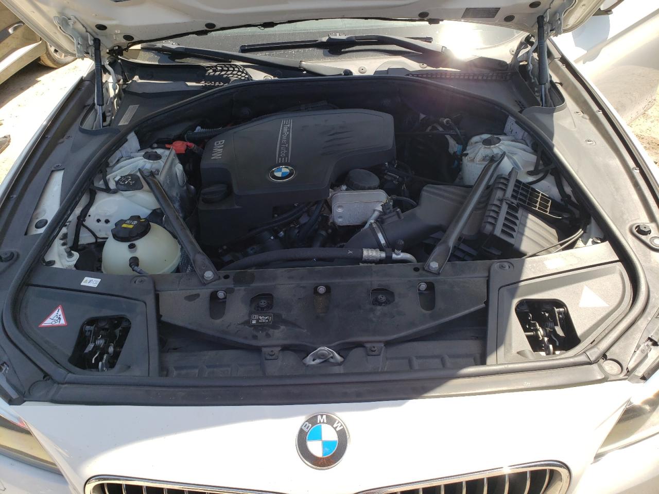 Photo 7 from auction – 2016 BMW 528 I with VIN WBA5A5C57GD528481