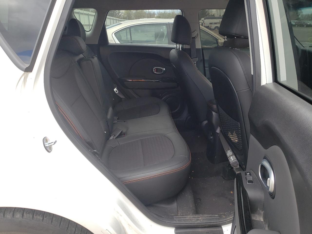 Photo 6 from auction – 2018 KIA SOUL ! with VIN KNDJX3AA8J7559149
