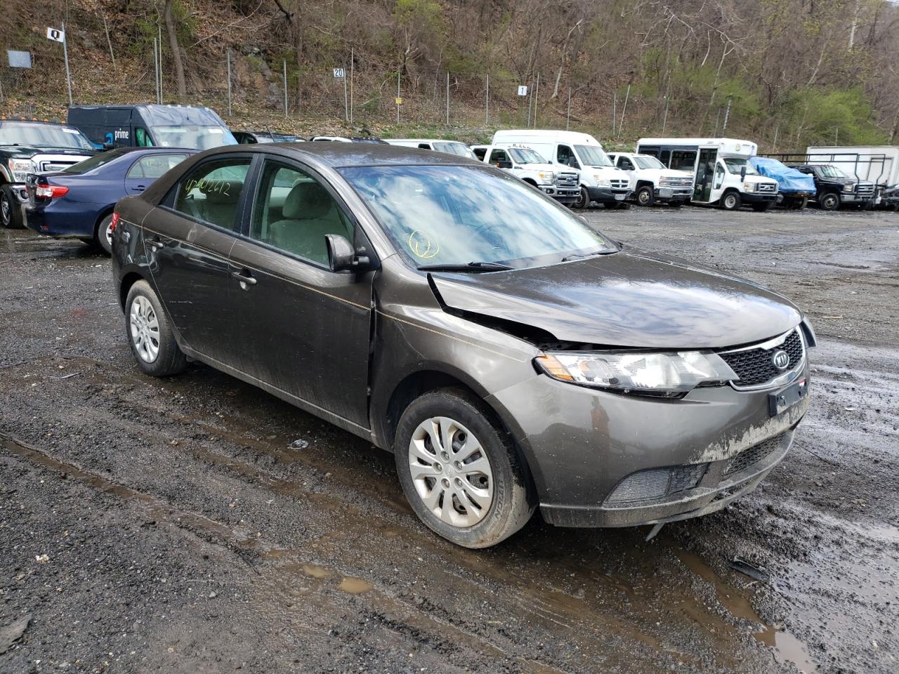 KIA FORTE EX 2012 مع رقم تعريف المركبة KNAFU4A21C5564024 - صورة من المزاد