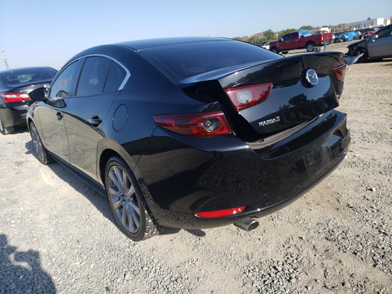 Zdjęcie 3 z aukcji – 2021 MAZDA 3 PREFERRE z VIN JM1BPACL0M1325814