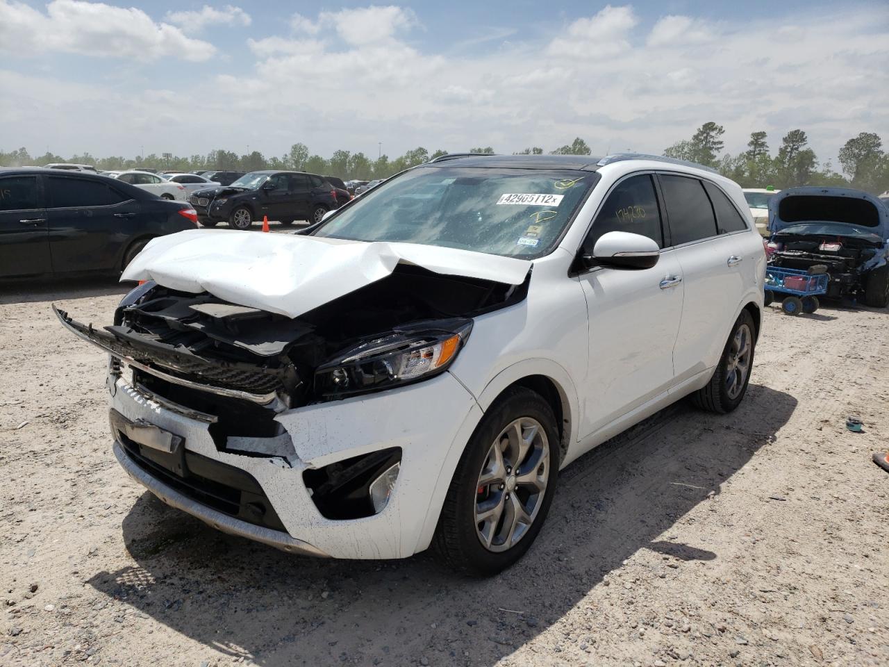 Photo 2 from auction – 2016 KIA SORENTO SX with VIN 5XYPK4A54GG107065