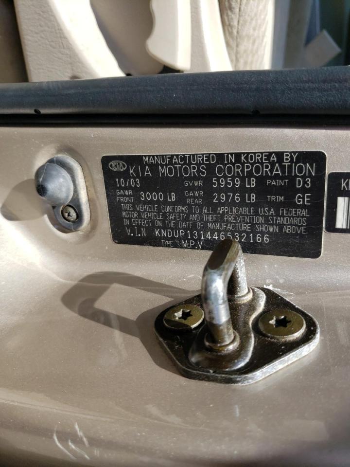 Photo 10 from auction – 2004 KIA SEDONA EX with VIN KNDUP131446532166