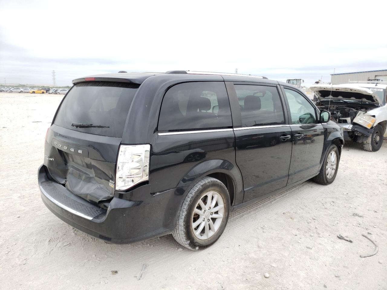 Photo 4 from auction – 2019 DODGE GRAND CARA with VIN 2C4RDGCG1KR511349
