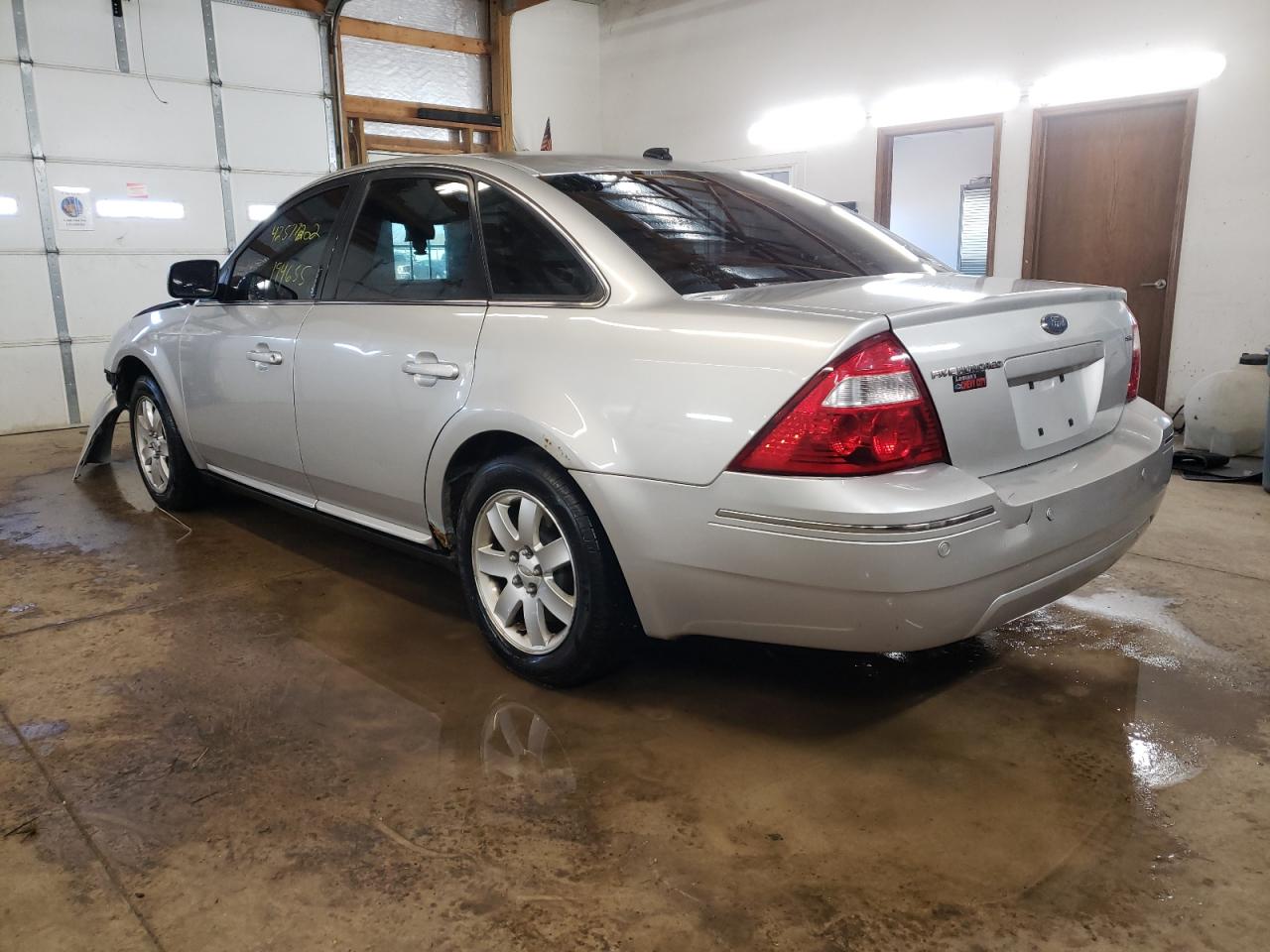 Photo 3 from auction – 2007 FORD FIVE HUNDR with VIN 1FAHP24167G117134