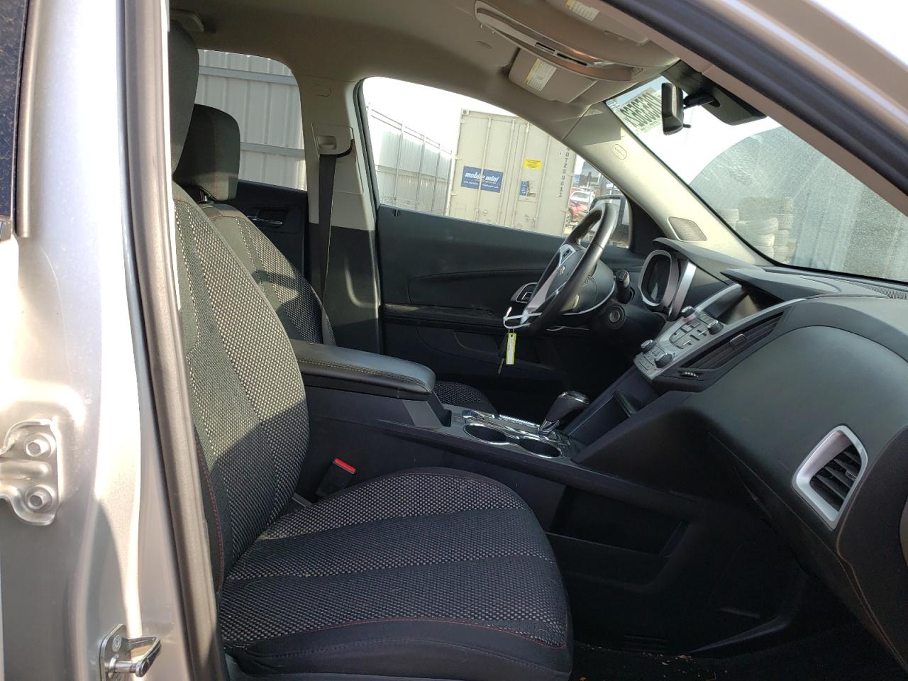 Photo 5 from auction – 2017 CHEVROLET EQUINOX LT with VIN 2GNALCEKXH1586365